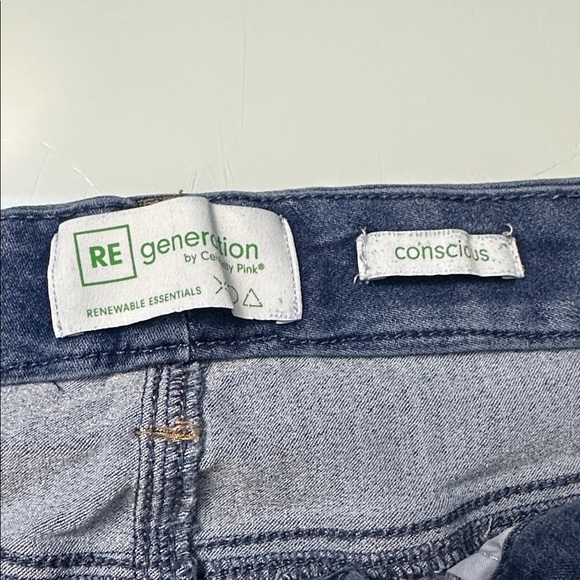 Re Generation Medium Wash Jeggings - Picture 2 of 7